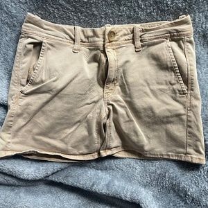 American Eagle Outfitter Shorts Tan